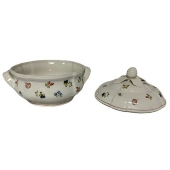 Villeroy & Boch Petite Fleur Porcelain Covered Tureen 10.75" x 10.75" x 6.25" Fl - Picture 2 of 4